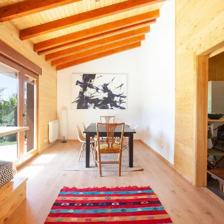 Hébergement de vacances Lovely Holiday In As Neves With Private Swimming Pool