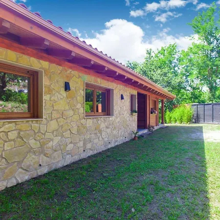 Lovely Holiday In As Neves With Private Swimming Pool Hébergement de vacances